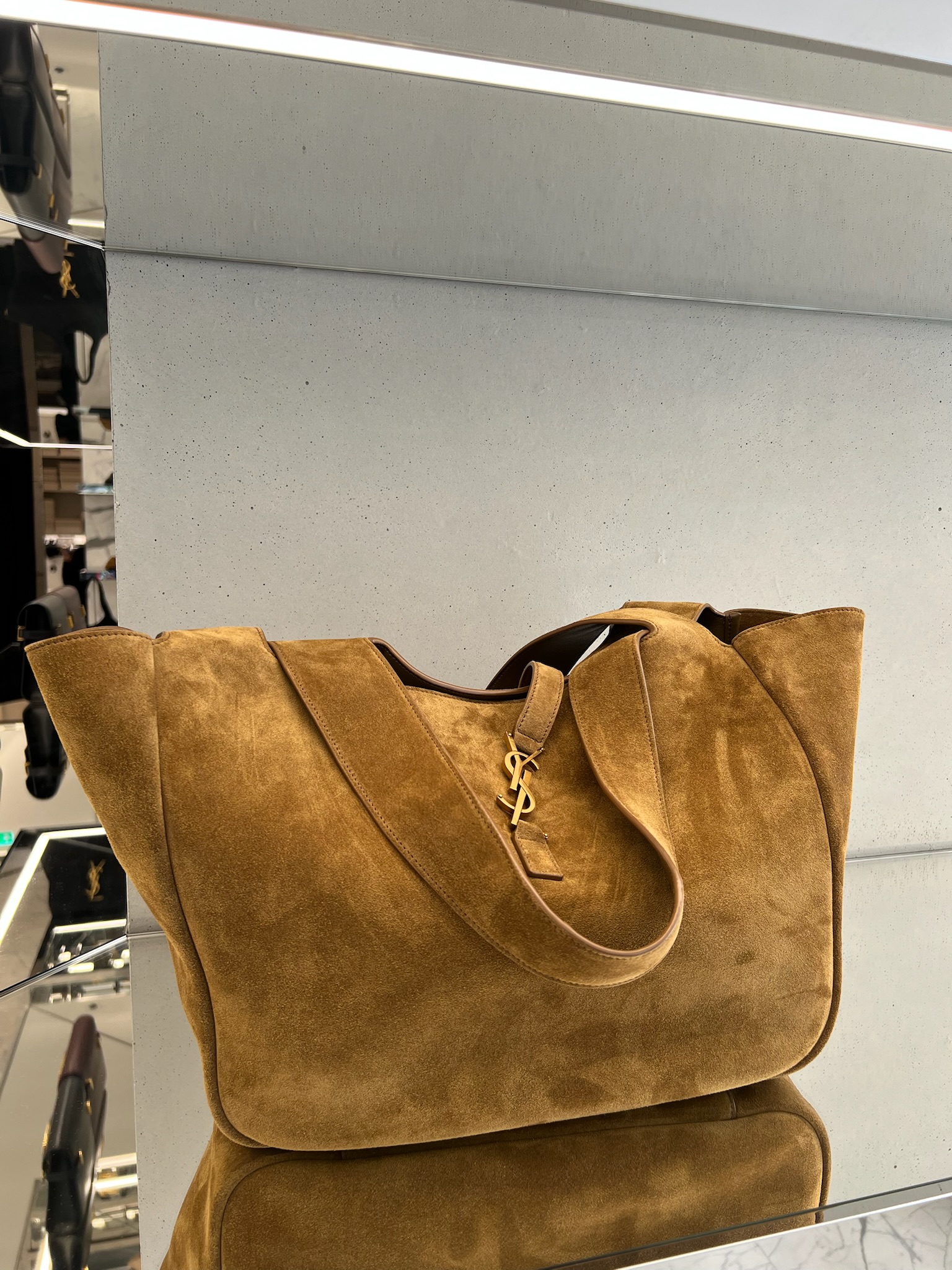 Y Tote Saint Laurent Couro/Suede